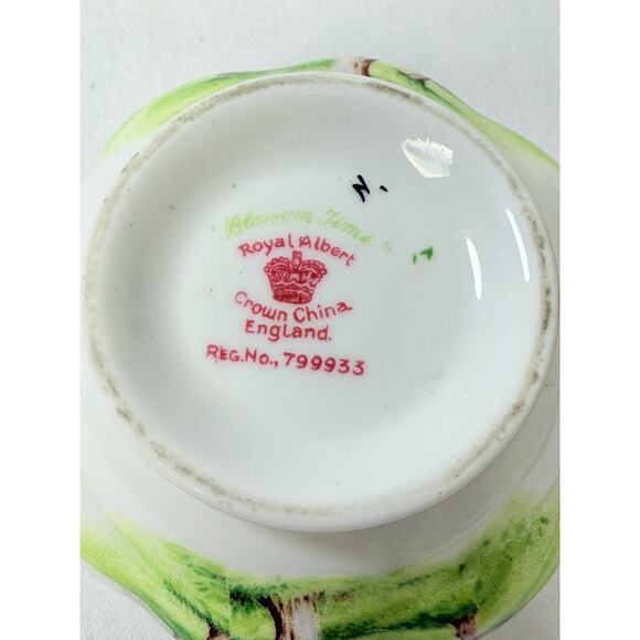 Royal Albert Bone China “Blossom Time” Set - Picture 5 of 12